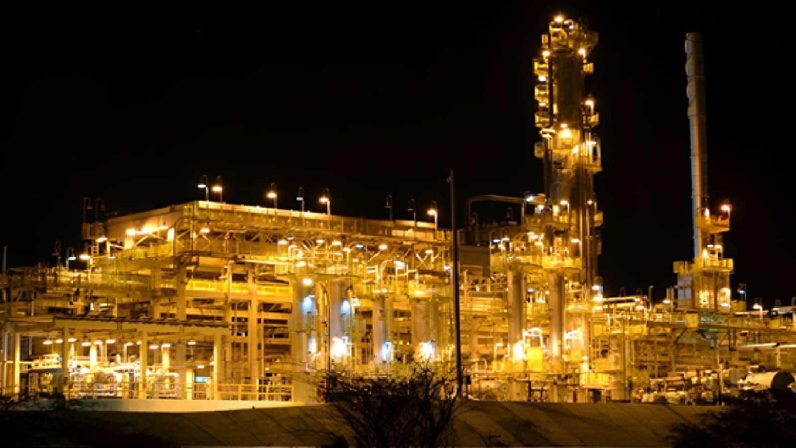 Leia mais sobre o artigo Refinaria e Energia em Guamaré: A Força Econômica do RN
